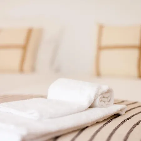 Apartment Tejo Vintage Three-bedroom - By Lu Holidays *